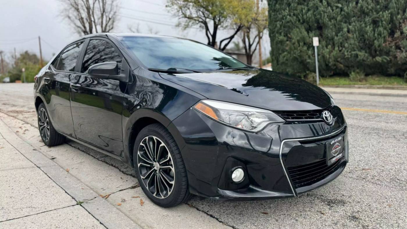 2016 Toyota Corolla S — Sedan — 186,520 mi — La Crescenta, CA