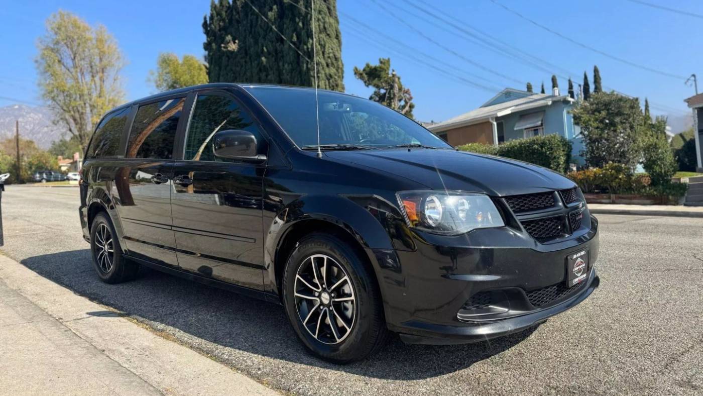 2015 Dodge Grand Caravan SE Plus — Minivan — 99,395 mi — La Crescenta, CA
