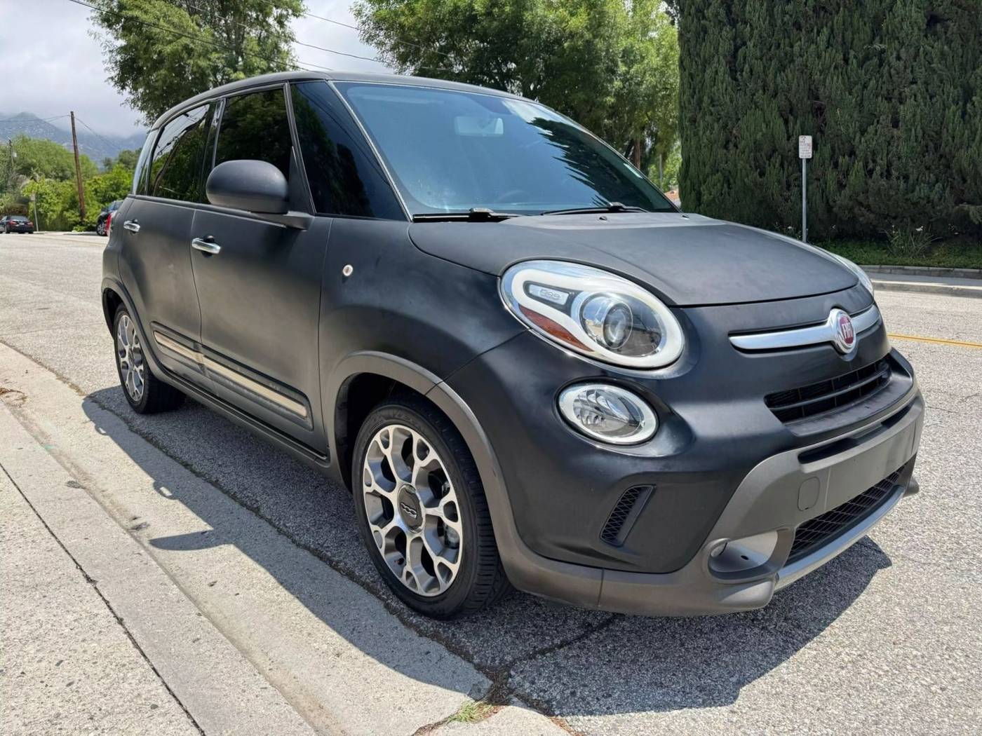 2014 FIAT 500L Trekking — Hatchback — 88,503 mi — La Crescenta, CA