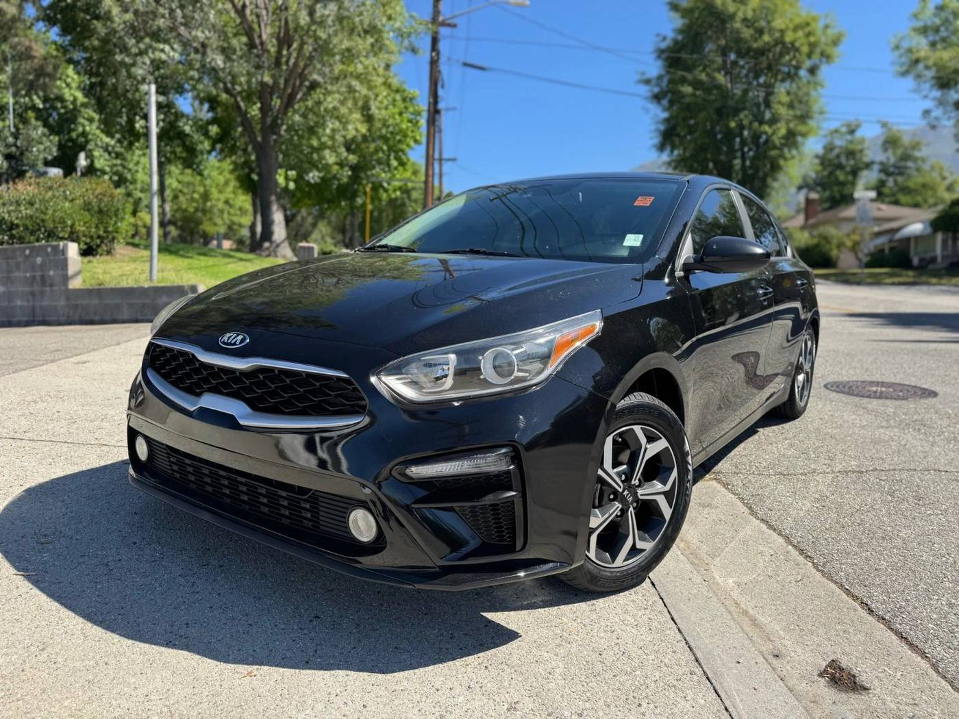 2019 Kia Forte LXS — Sedan — 98,316 mi — La Crescenta, CA