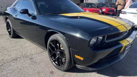 2012 Dodge Challenger SXT — Coupe — 122,271 mi — La Crescenta, CA