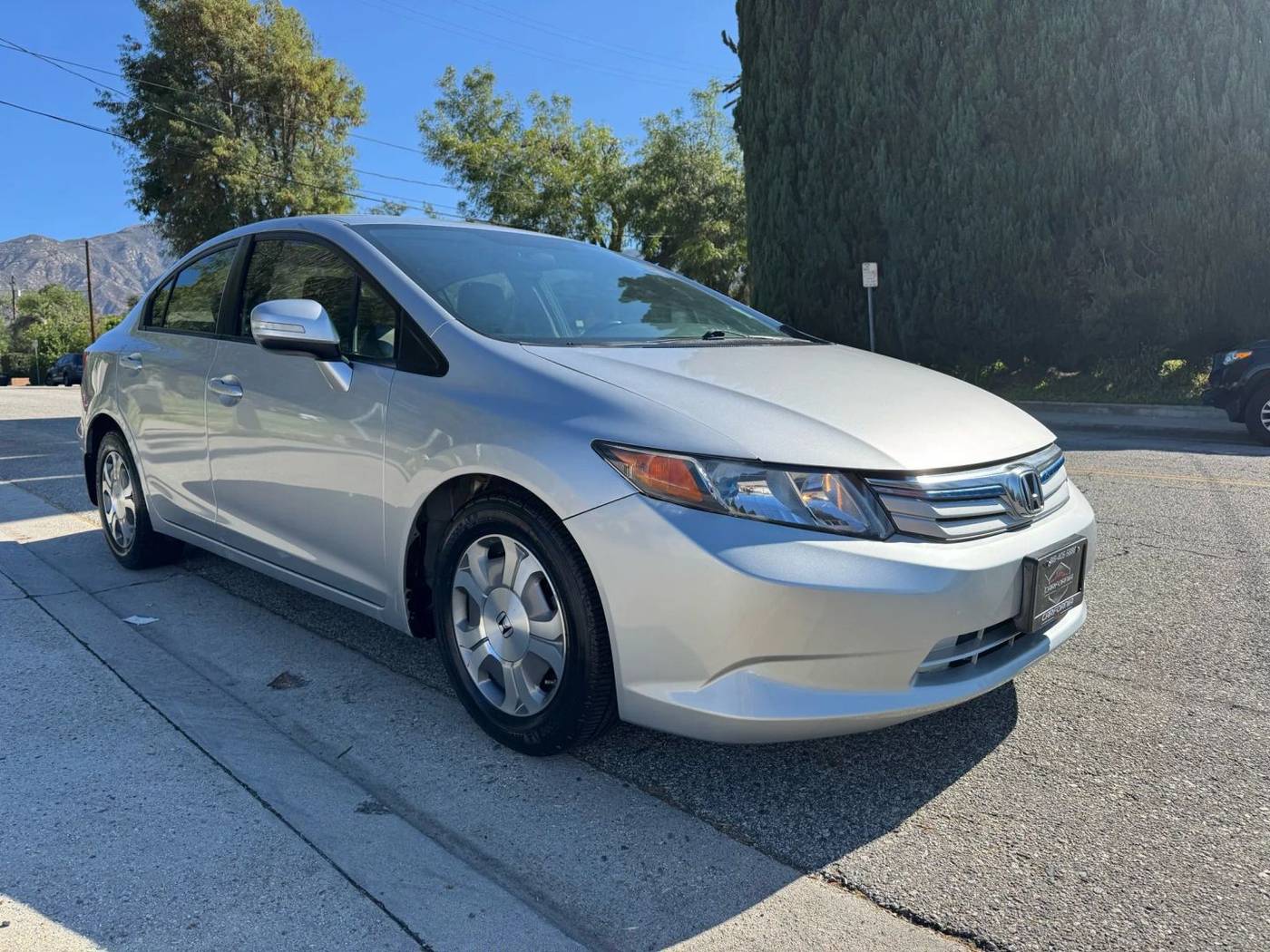 2012 Honda Civic Hybrid — Sedan — 141,521 mi — La Crescenta, CA