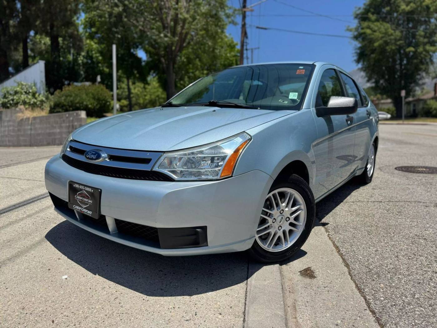 2009 Ford Focus SE — Sedan — 100,583 mi — La Crescenta, CA