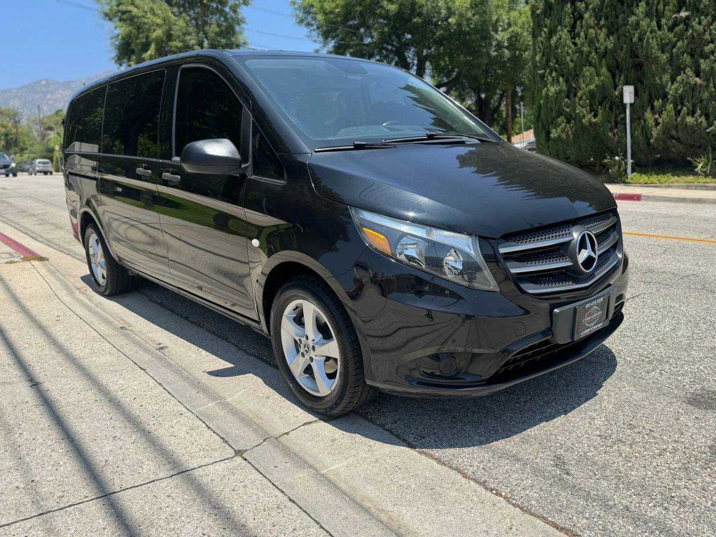 2018 Mercedes-Benz Metris Passenger Van Standard — Passenger Van — 97,226 mi — La Crescenta, CA