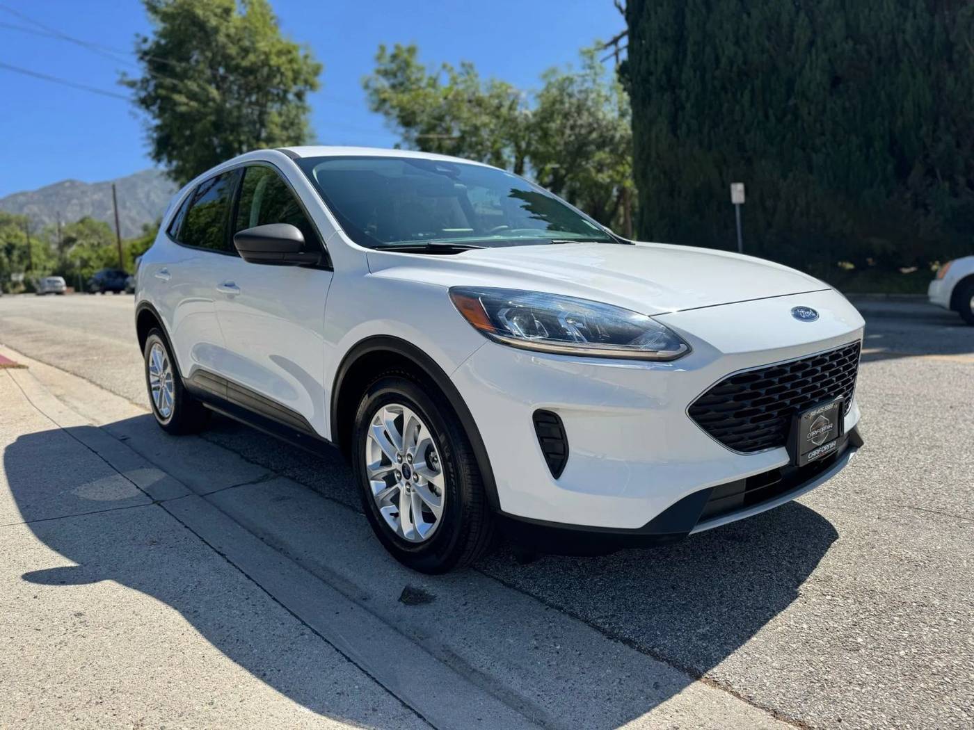 2022 Ford Escape SE — SUV — 19,824 mi — La Crescenta, CA