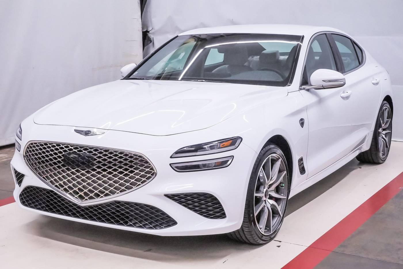 2025 Genesis G70 2.5T — Sedan — 5,689 mi — spring, TX