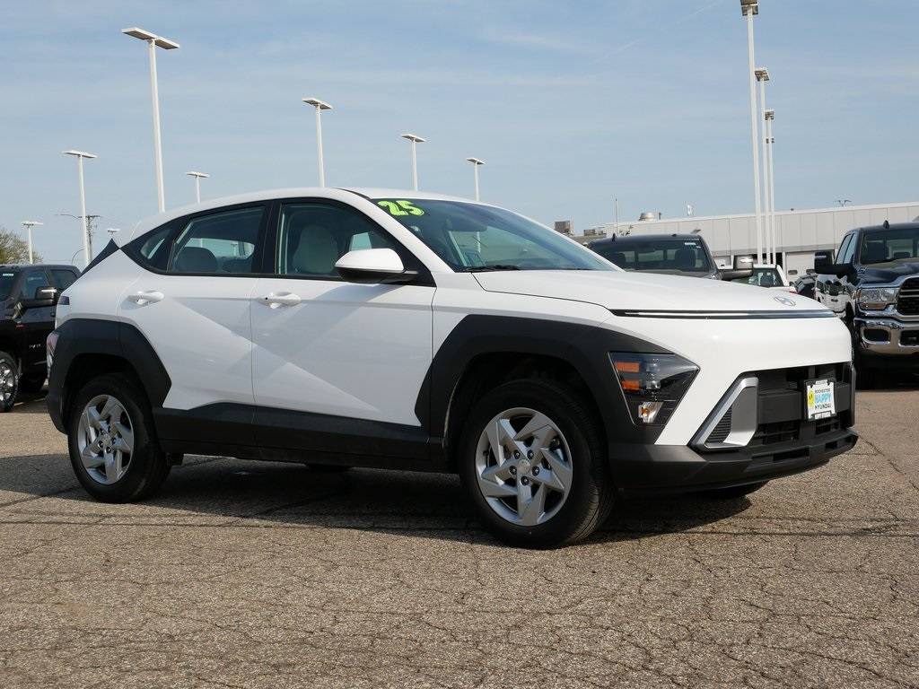 2025 Hyundai Kona SE — SUV — 16 mi — Rochester, MN
