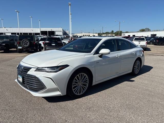 2021 Toyota Avalon Hybrid Limited — Sedan — 46,266 mi — Rochester, MN