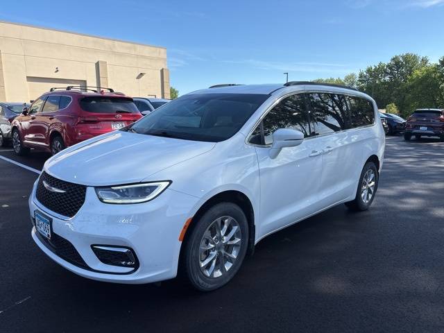 2022 Chrysler Pacifica Touring L — Minivan — 73,459 mi — Rochester, MN