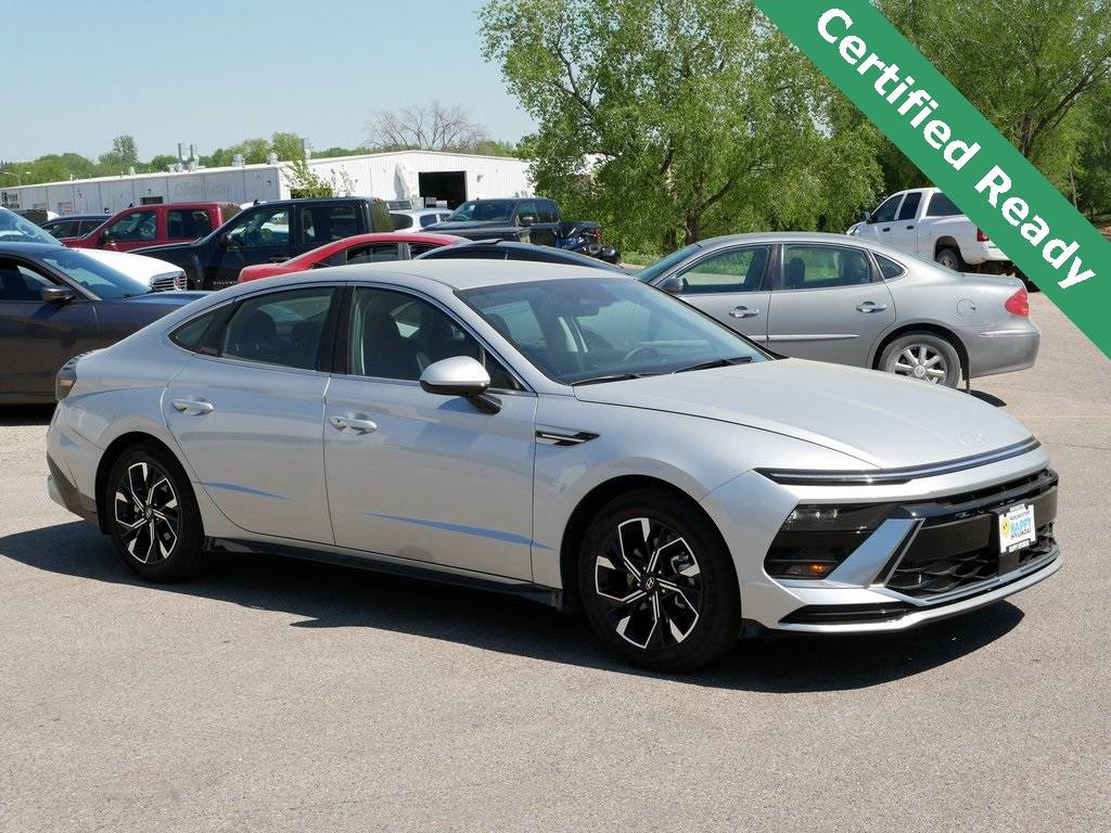 2024 Hyundai Sonata SEL — Sedan — 713 mi — Rochester, MN
