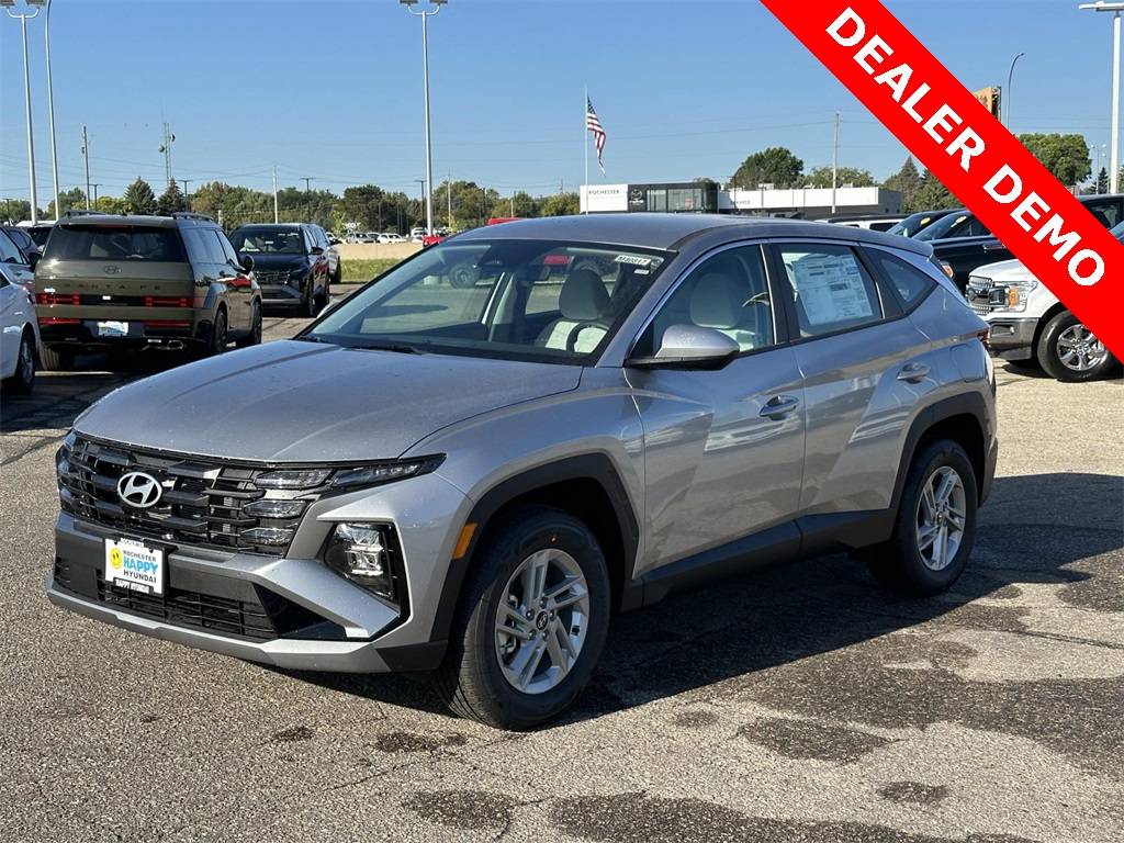2025 Hyundai Tucson SE — SUV — 2,768 mi — Rochester, MN