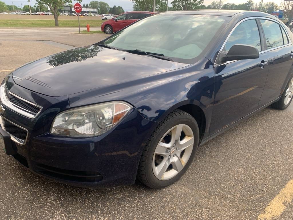 2011 Chevrolet Malibu LS — Sedan — 170,200 mi — Rochester, MN