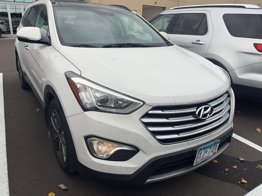 2015 Hyundai Santa Fe Limited — SUV — 136,321 mi — Rochester, MN