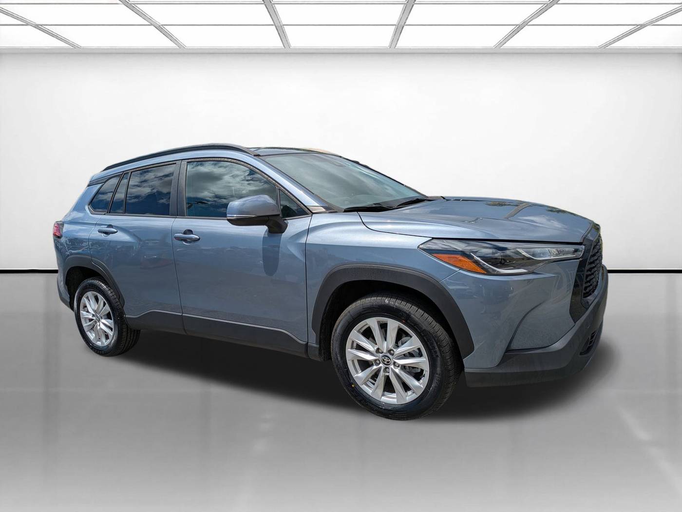 2022 Toyota Corolla Cross LE — SUV — 28,200 mi — Miami, FL