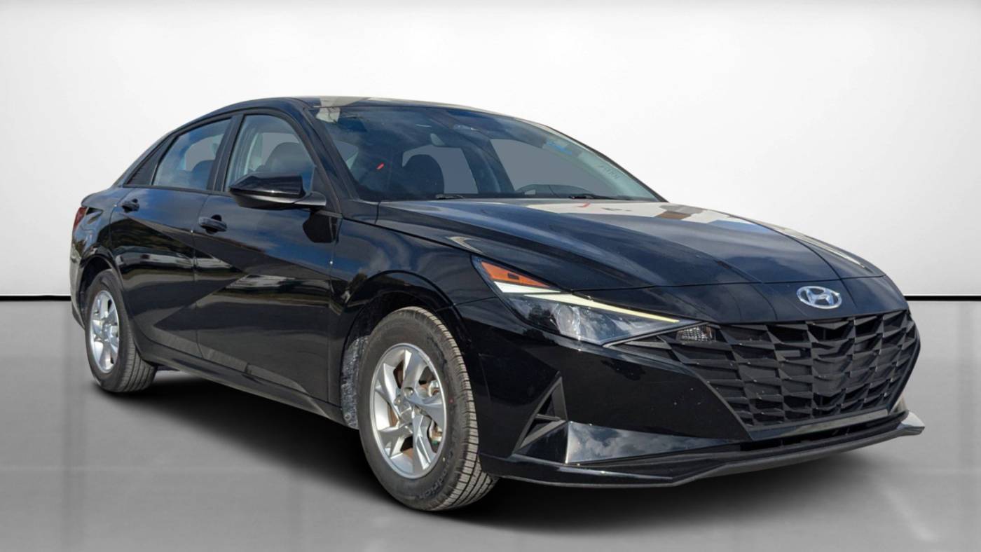 2022 Hyundai Elantra SE — Sedan — 28,243 mi — Miami, FL