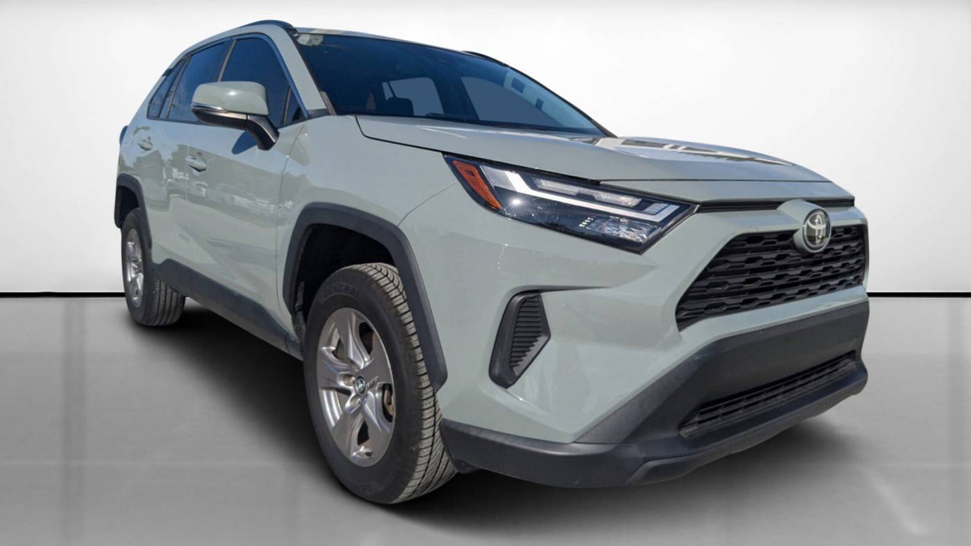 2022 Toyota RAV4 XLE — SUV — 25,415 mi — Miami, FL