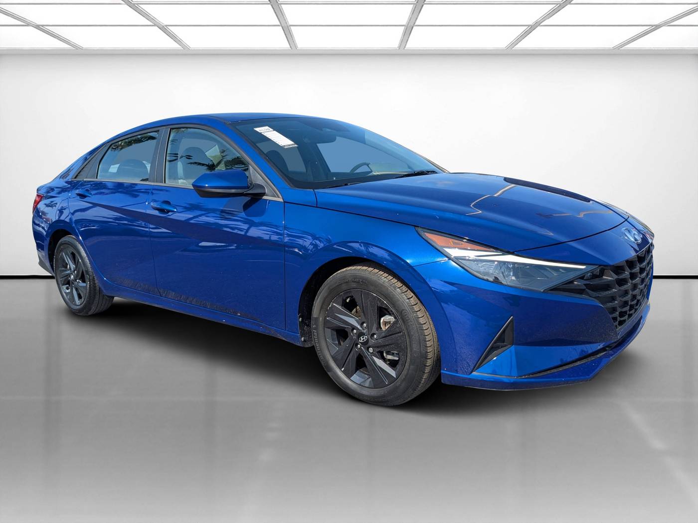 2023 Hyundai Elantra SEL — Sedan — 13,696 mi — Miami, FL