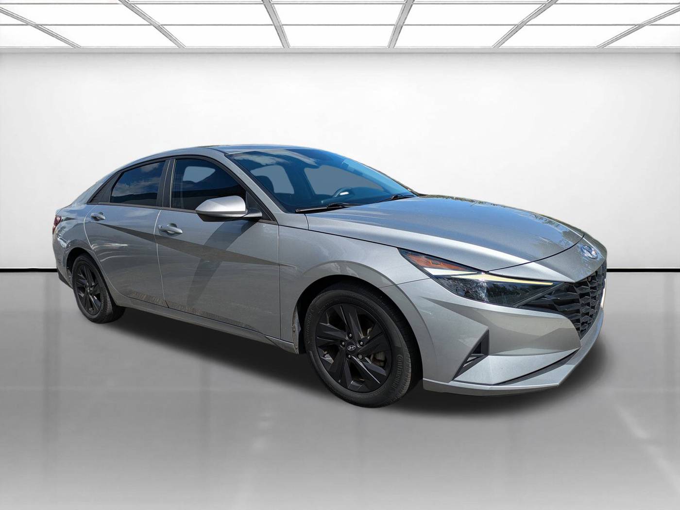 2023 Hyundai Elantra SEL — Sedan — 33,572 mi — Miami, FL
