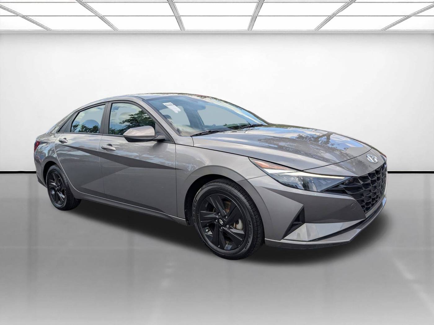 2023 Hyundai Elantra SEL — Sedan — 30,615 mi — Miami, FL
