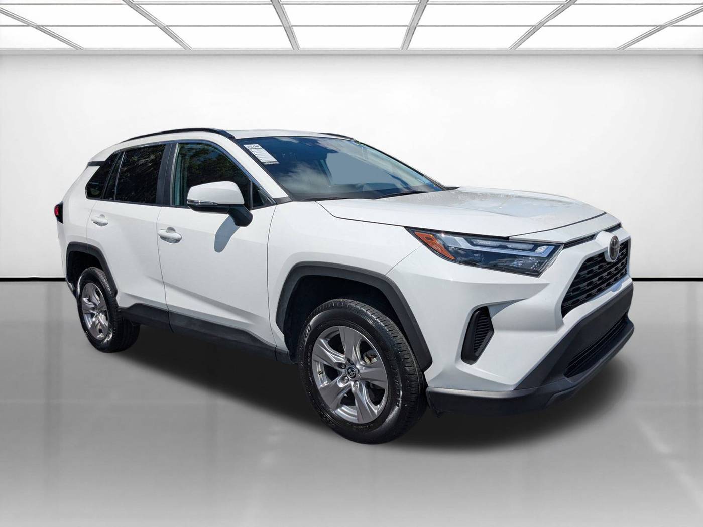2022 Toyota RAV4 XLE — SUV — 21,254 mi — Miami, FL
