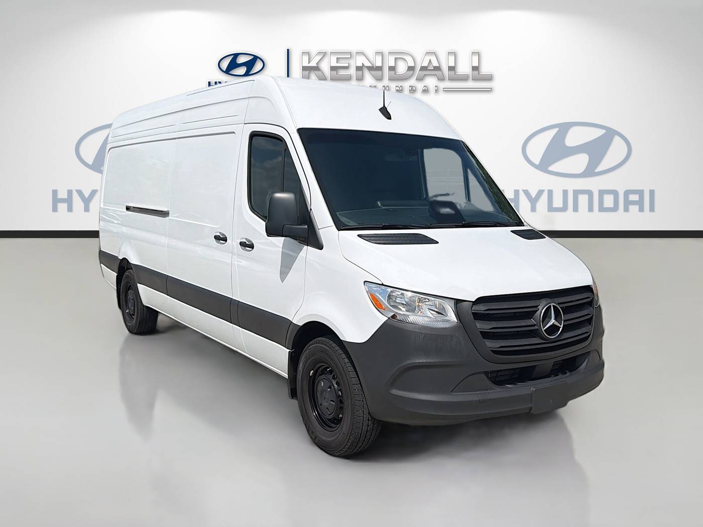 2025 Mercedes-Benz Sprinter Cargo Van 2500 — Cargo Van — 1,608 mi — Miami, FL