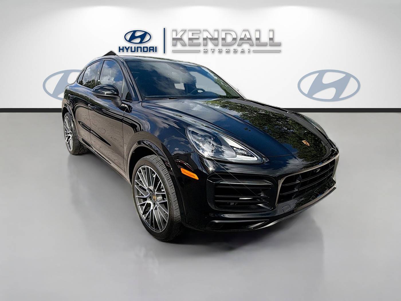 2023 Porsche Cayenne Cayenne Platinum Edition — SUV — 22,093 mi — Miami, FL