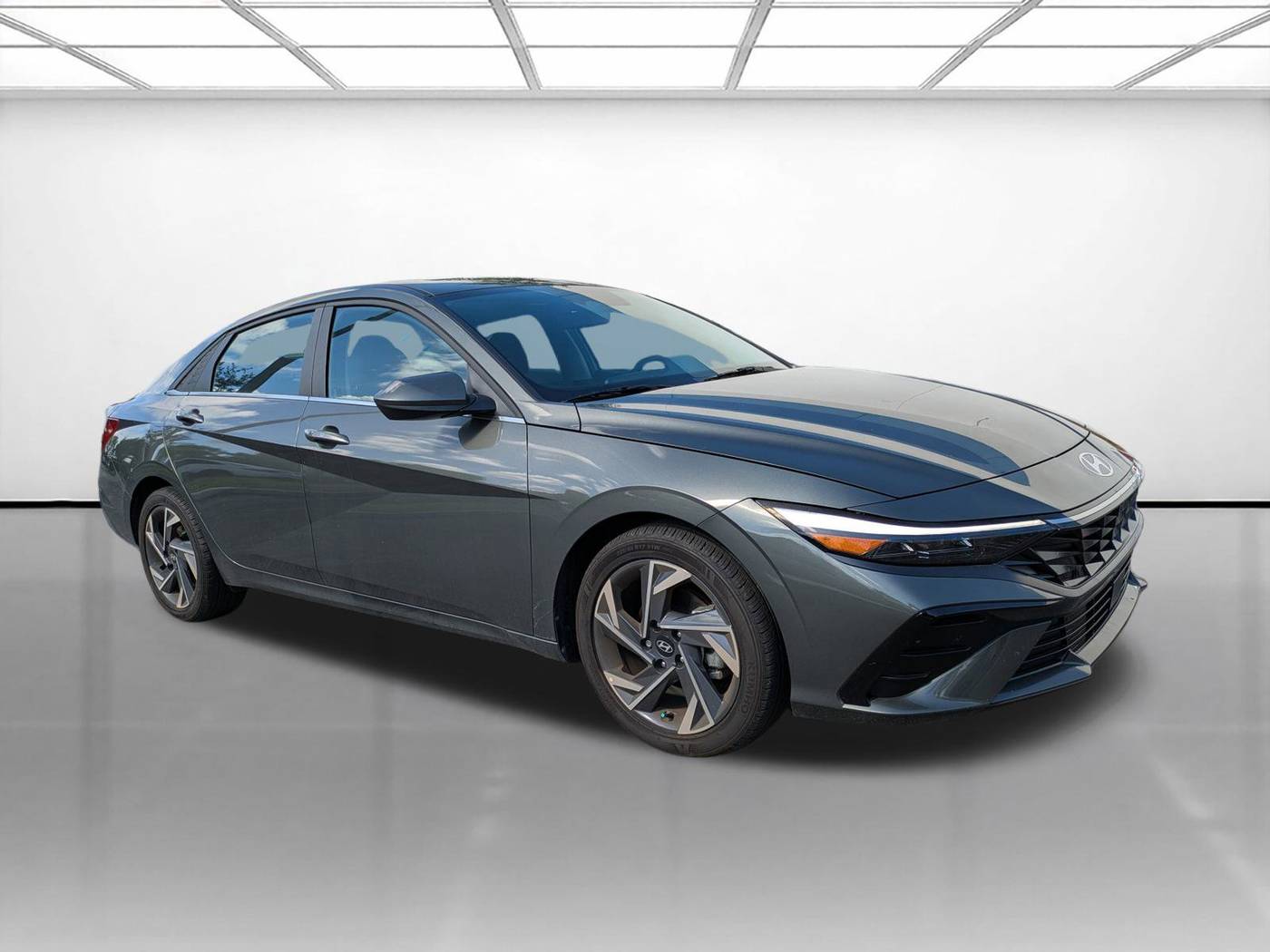 2024 Hyundai Elantra SEL — Sedan — 9,722 mi — Miami, FL