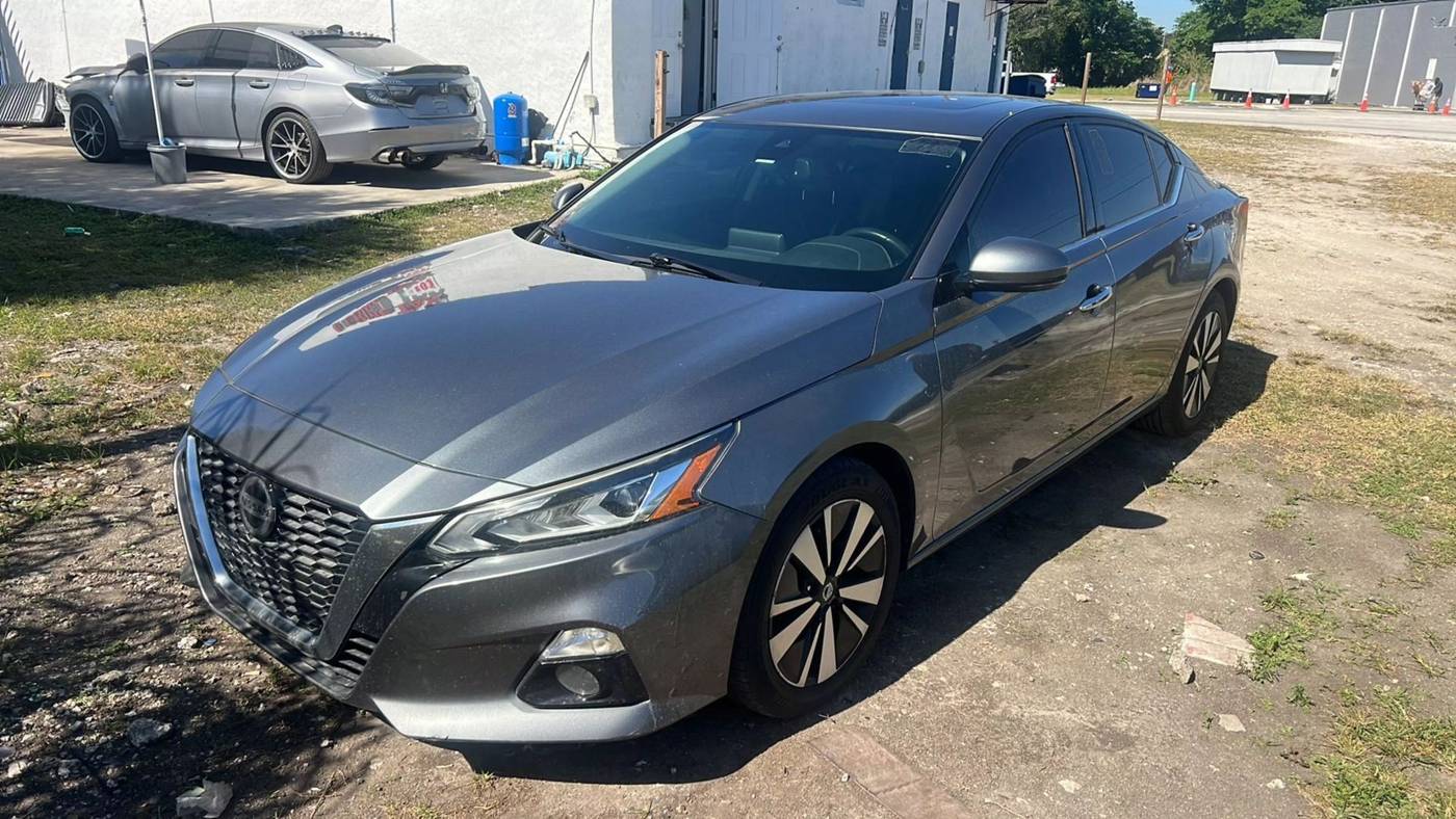 2019 Nissan Altima SL — Sedan — 144,685 mi — Miami, FL
