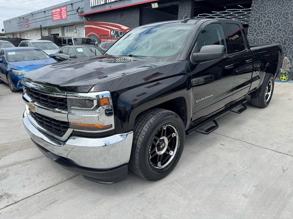 2018 Chevrolet Silverado 1500 LT — Pickup Truck — 120,188 mi — Hollywood, FL