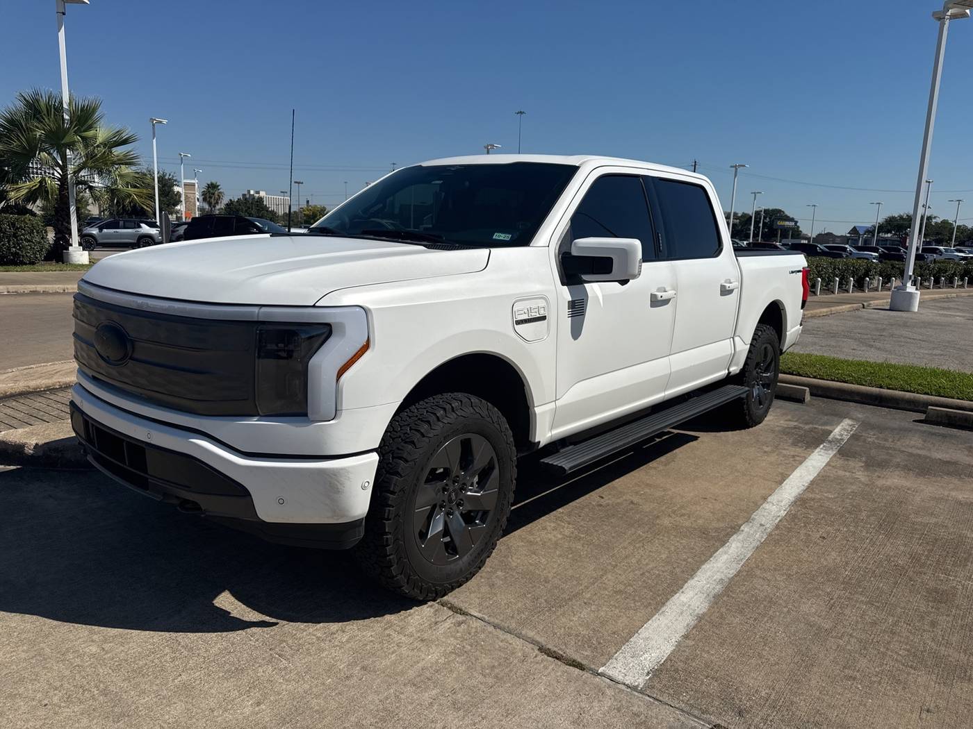 2023 Ford F-150 Lightning LARIAT — Pickup Truck — 41,307 mi — Houston, TX