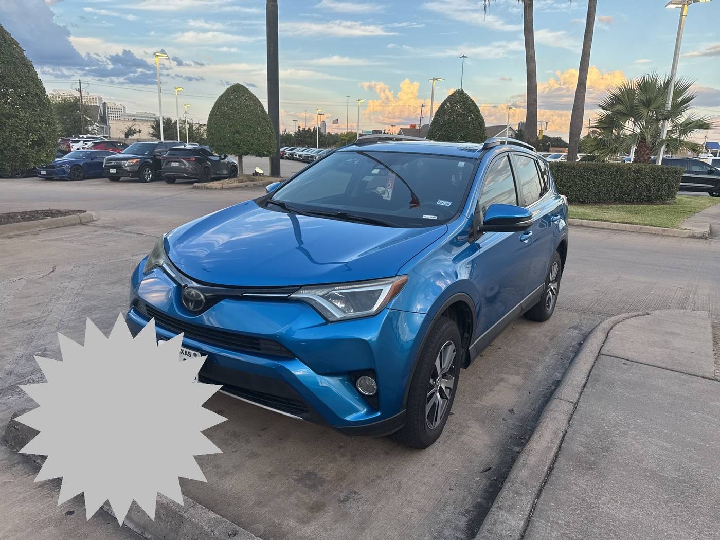 2018 Toyota RAV4 XLE — SUV — 48,060 mi — Houston, TX