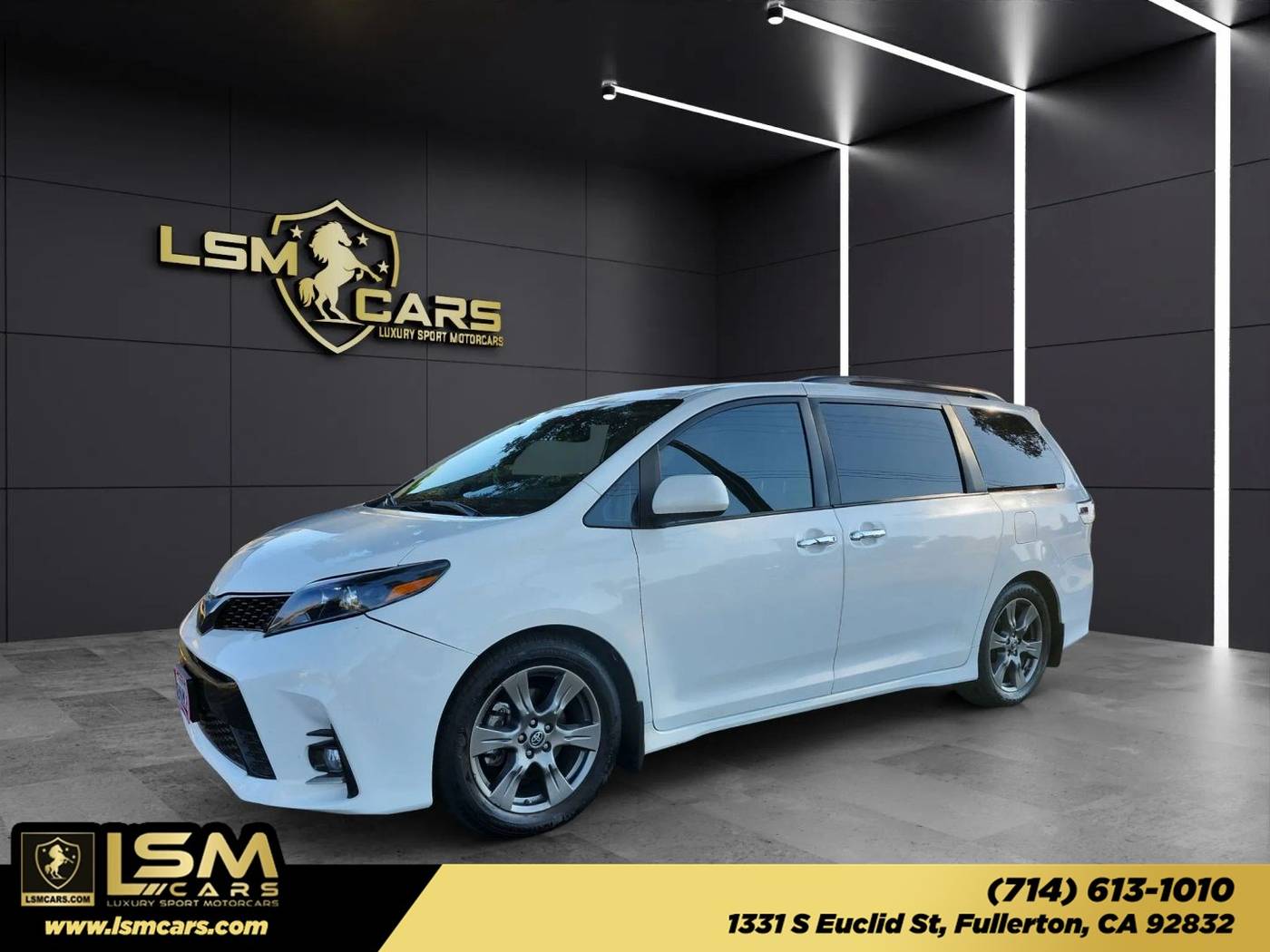 2020 Toyota Sienna SE — Minivan — 75,572 mi — Fullerton, CA