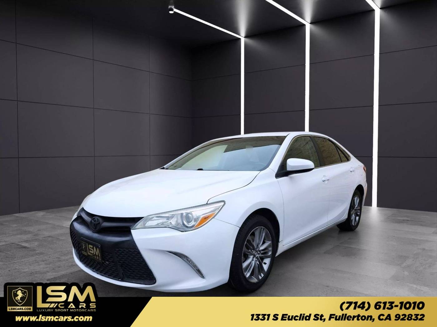 2015 Toyota Camry SE — Sedan — 122,365 mi — Fullerton, CA