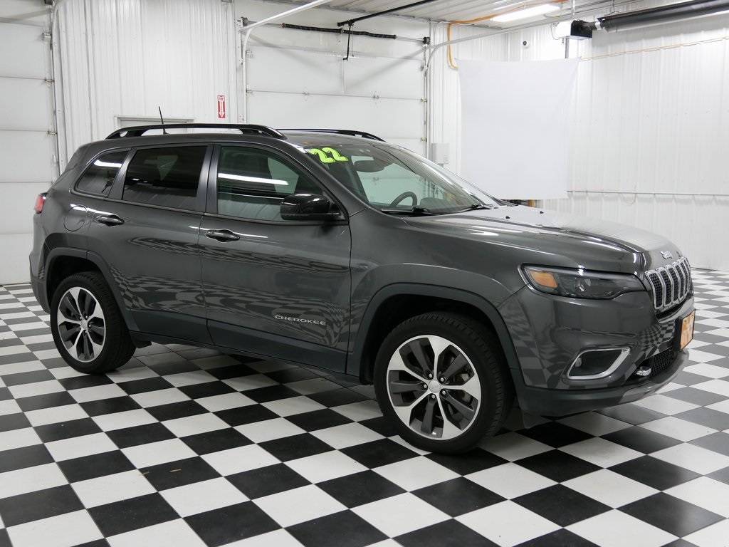 2022 Jeep Cherokee Limited — SUV — 28,963 mi — Rochester, MN