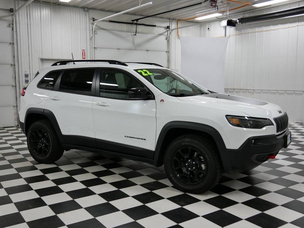 2022 Jeep Cherokee Trailhawk — SUV — 18,016 mi — Rochester, MN