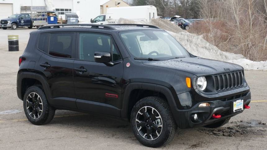 2023 Jeep Renegade Trailhawk — SUV — 13 mi — Rochester, MN