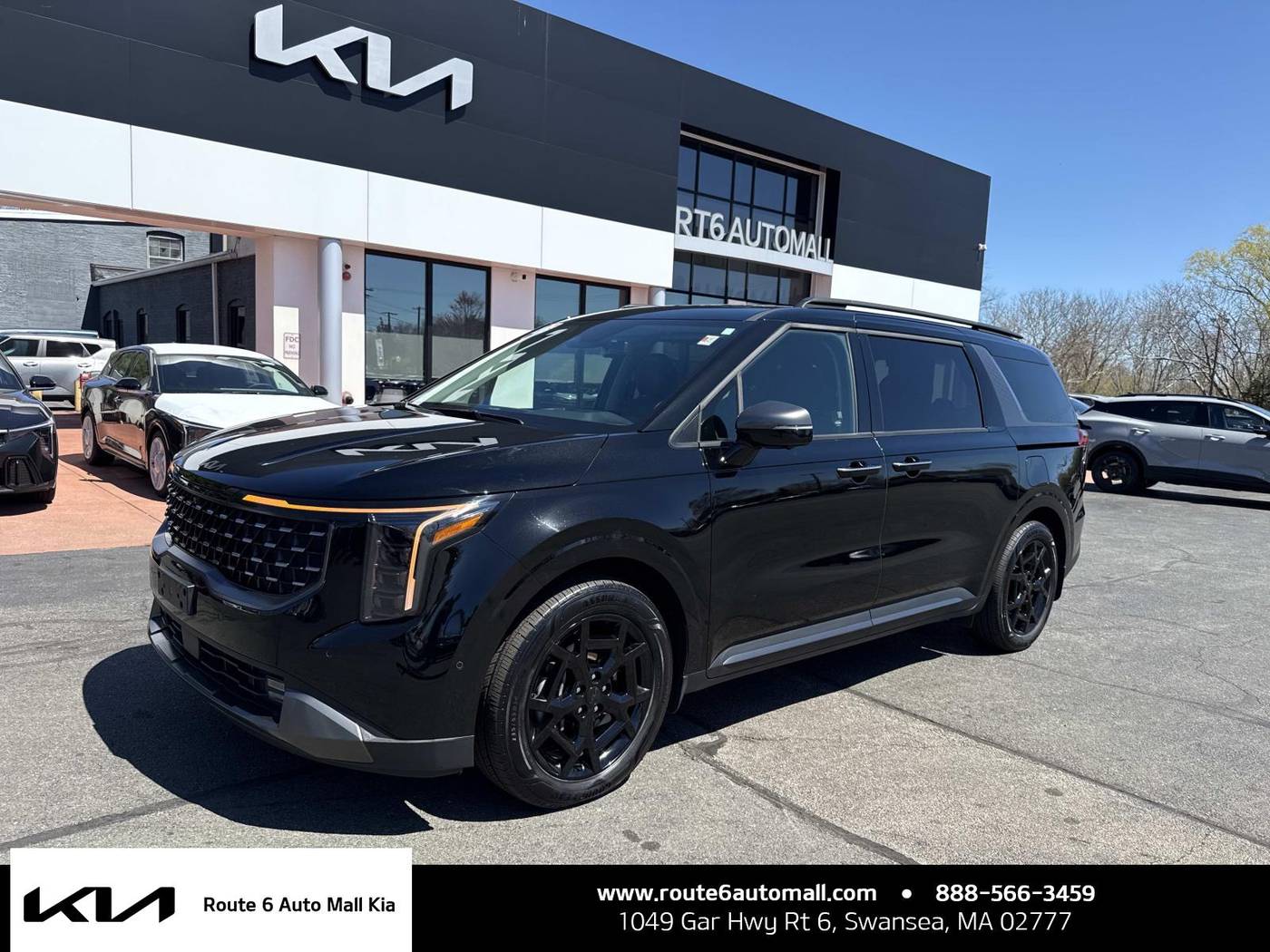 2025 Kia Carnival Hybrid SX Prestige — Minivan — 12,593 mi — Swansea, MA