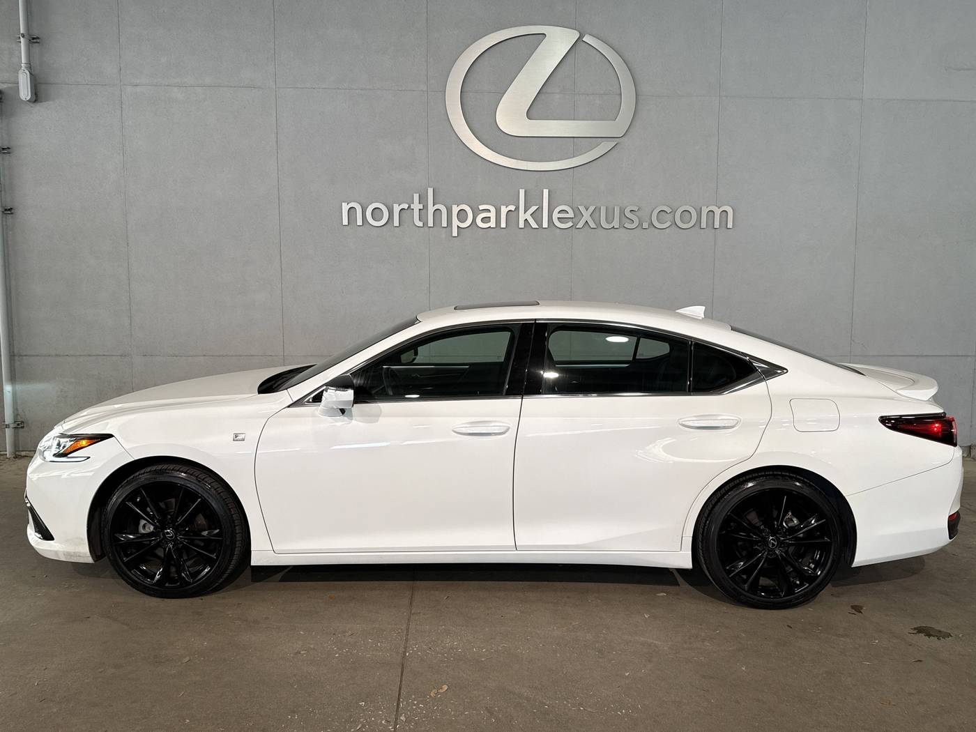2024 Lexus ES ES 300h F SPORT — Sedan — 28,631 mi — San Antonio, TX