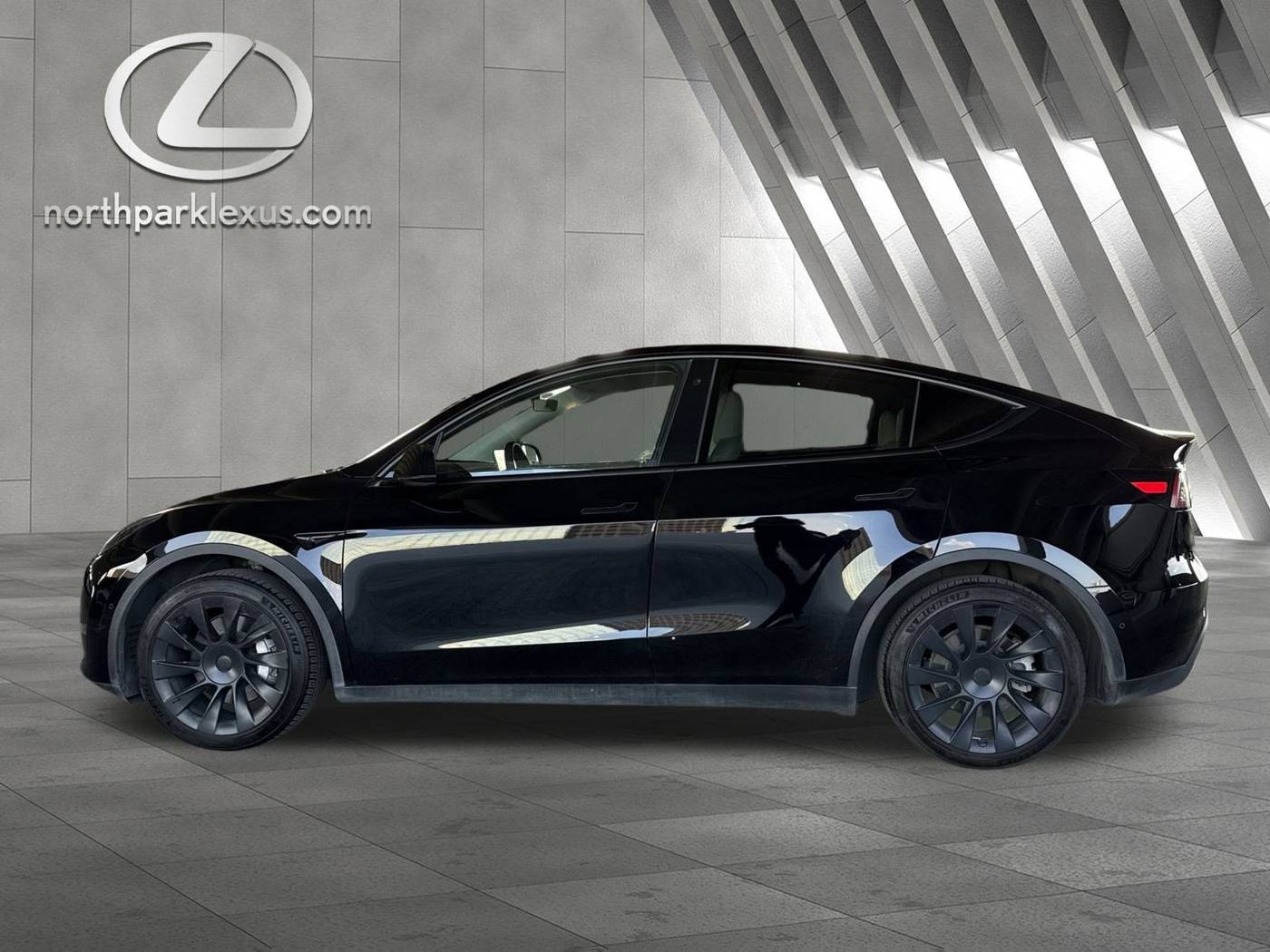 2022 Tesla Model Y Long Range — SUV — 68,967 mi — San Antonio, TX