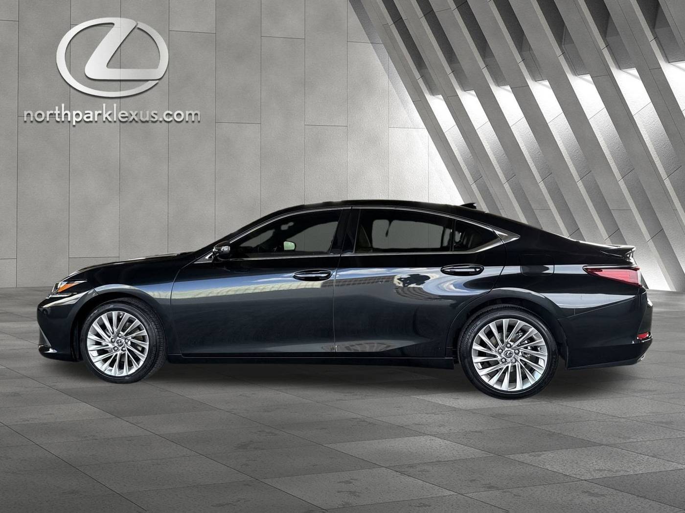 2021 Lexus ES ES 350 Luxury — Sedan — 32,579 mi — San Antonio, TX