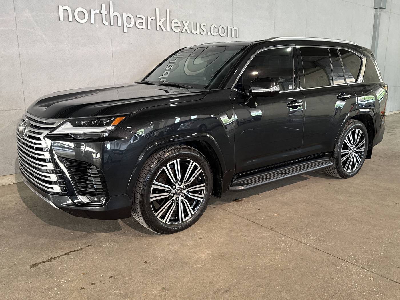 2023 Lexus LX LX 600 Luxury — SUV — 14,076 mi — San Antonio, TX