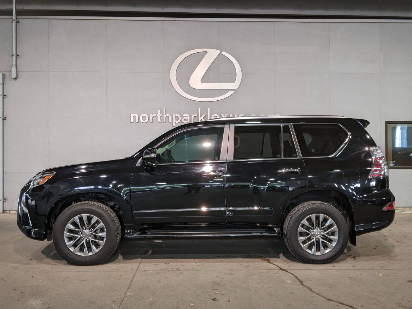 2018 Lexus GX GX 460 Luxury — SUV — 76,764 mi — San Antonio, TX