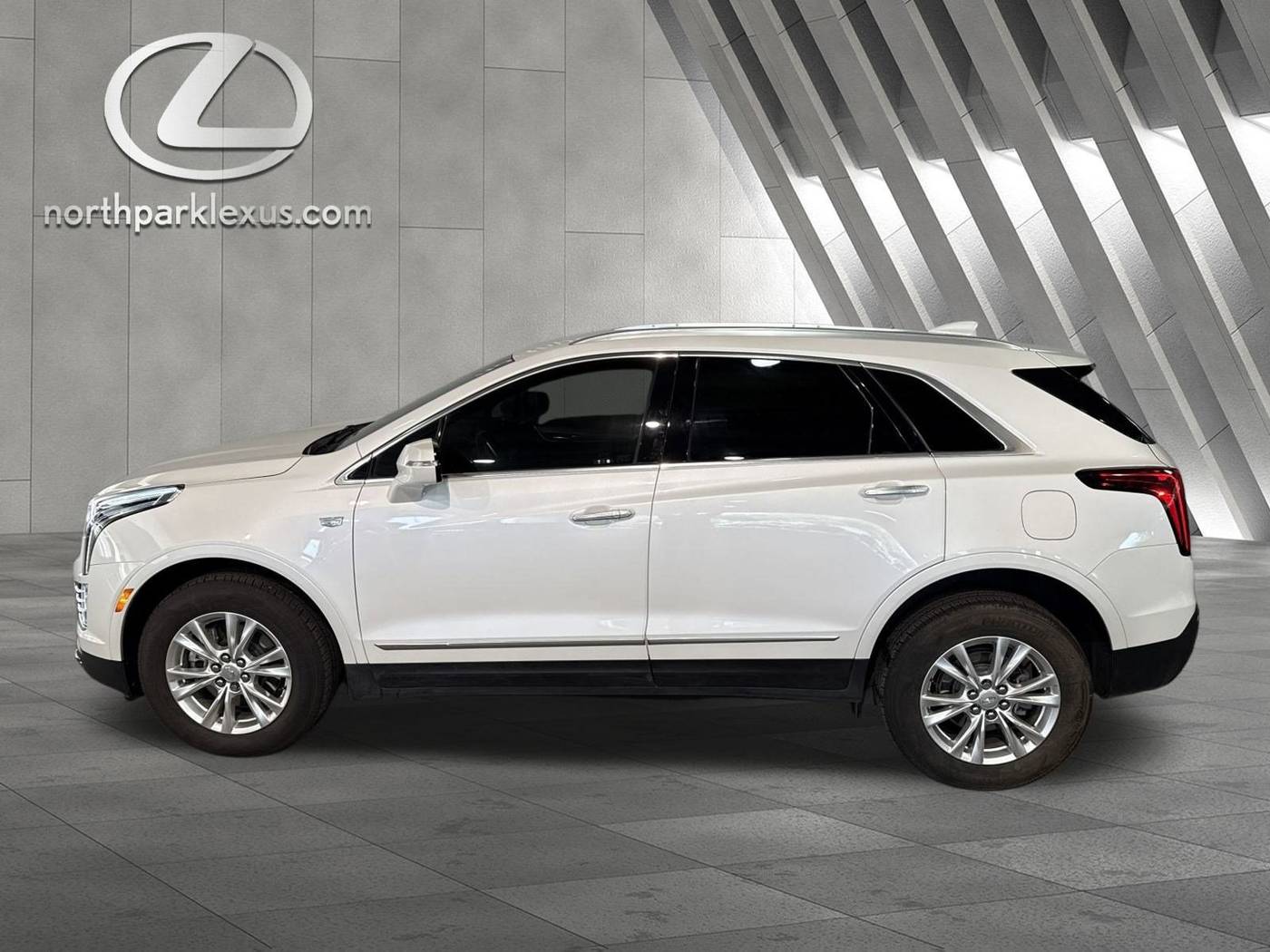 2022 Cadillac XT5 Luxury — SUV — 83,330 mi — San Antonio, TX
