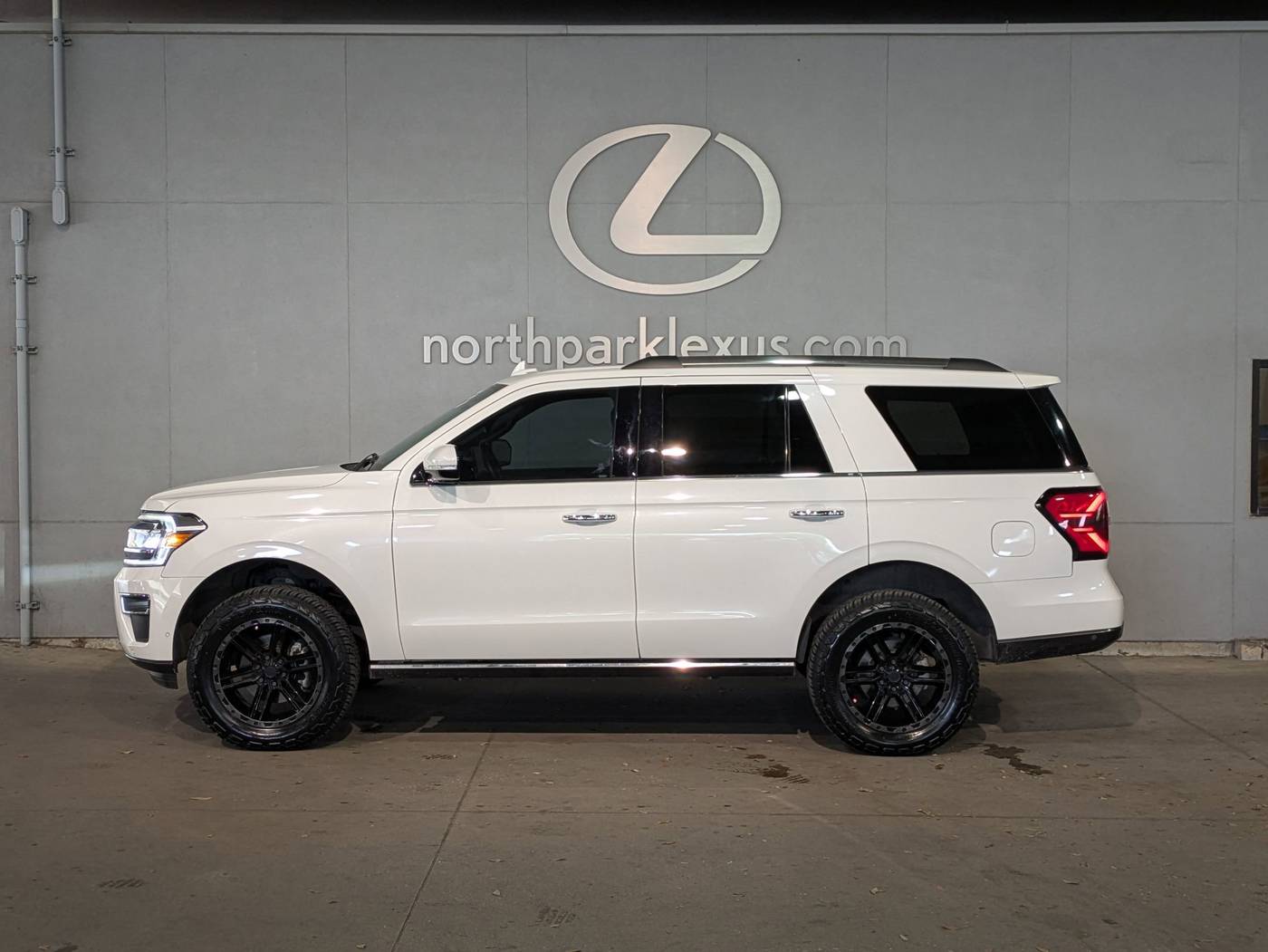 2022 Ford Expedition Limited — SUV — 41,312 mi — San Antonio, TX