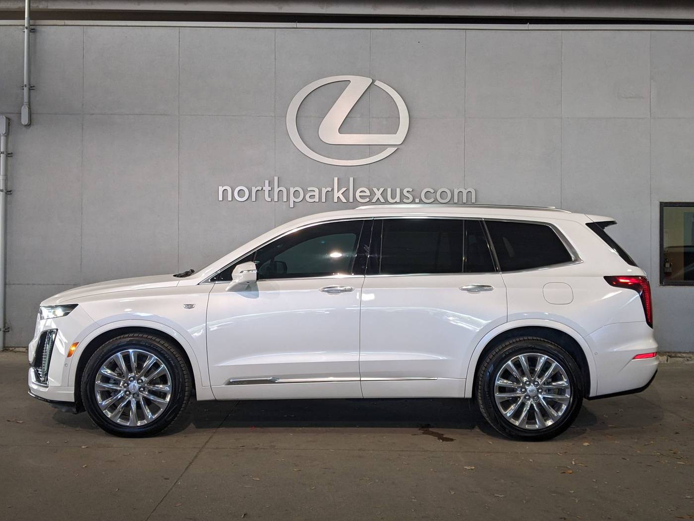 2021 Cadillac XT6 Premium Luxury — SUV — 23,969 mi — San Antonio, TX