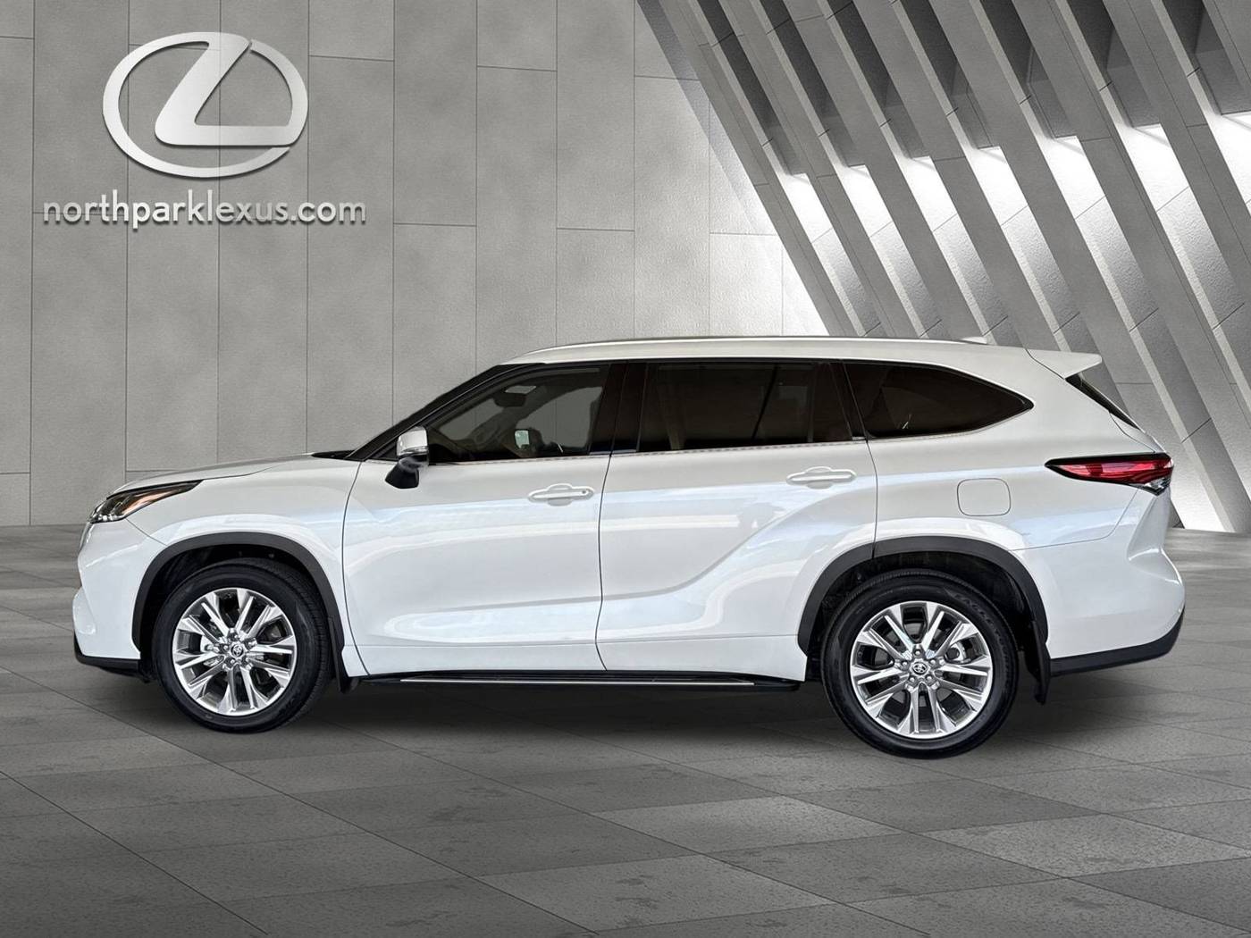 2023 Toyota Highlander Limited — SUV — 34,595 mi — San Antonio, TX