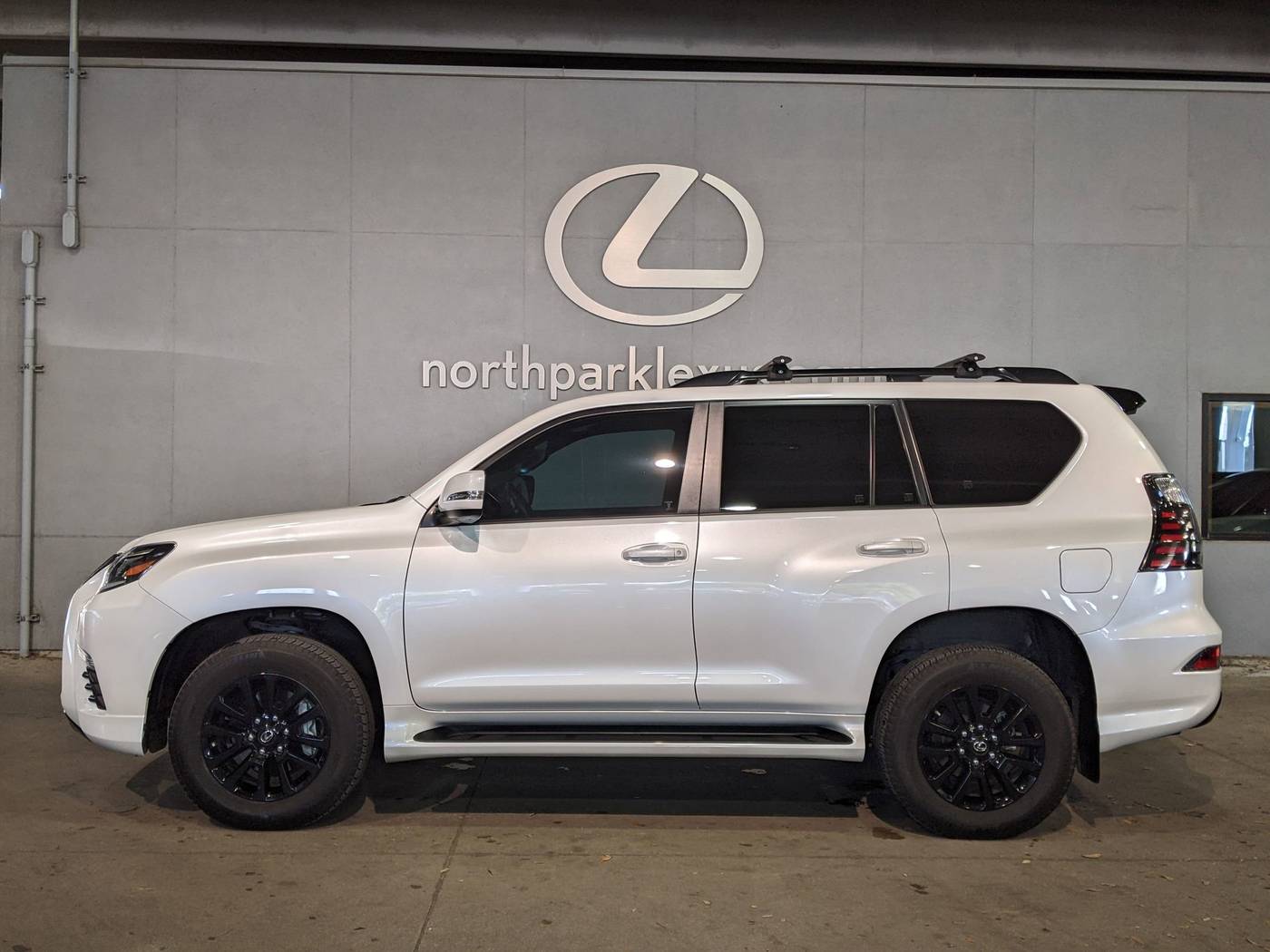 2023 Lexus GX GX 460 Premium — SUV — 20,038 mi — San Antonio, TX