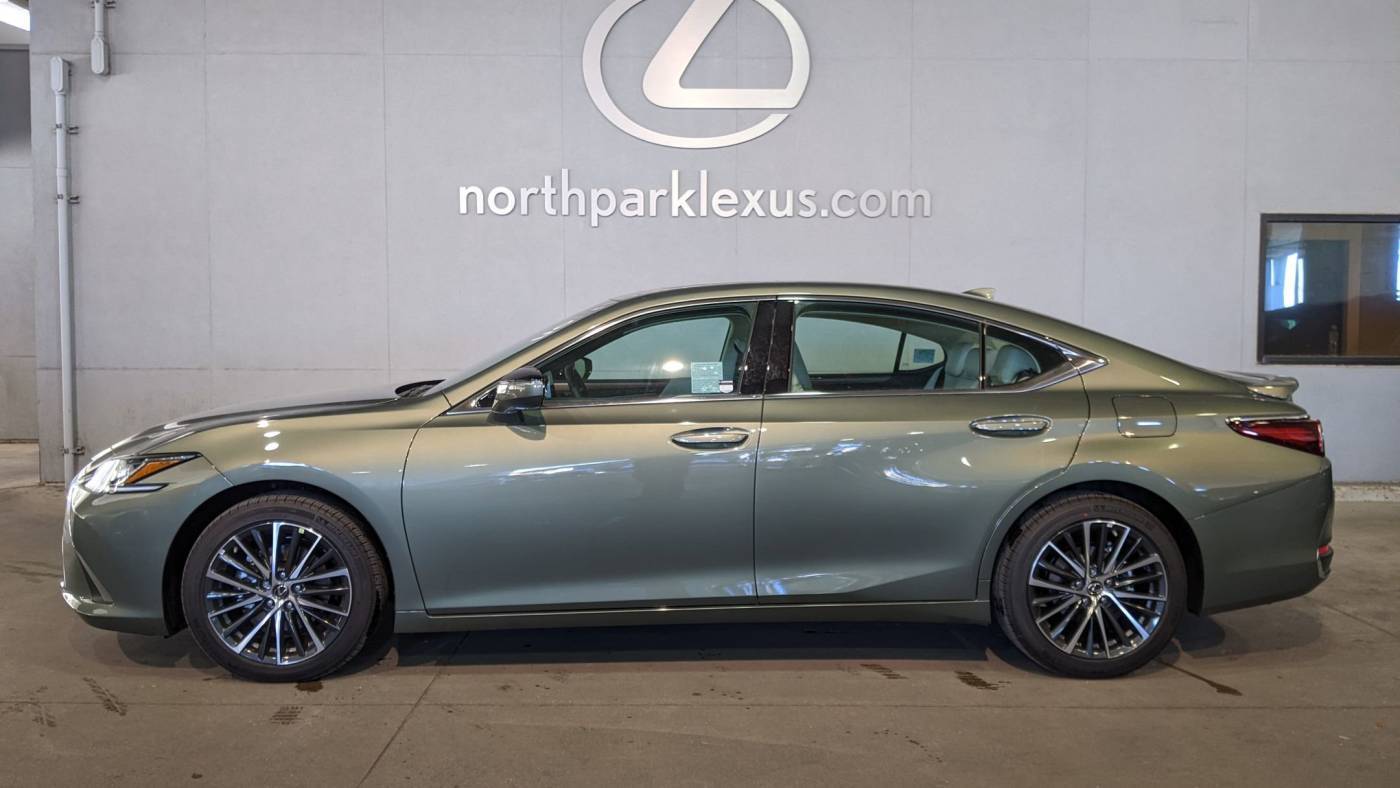 2025 Lexus ES ES 300h — Sedan — 361 mi — San Antonio, TX