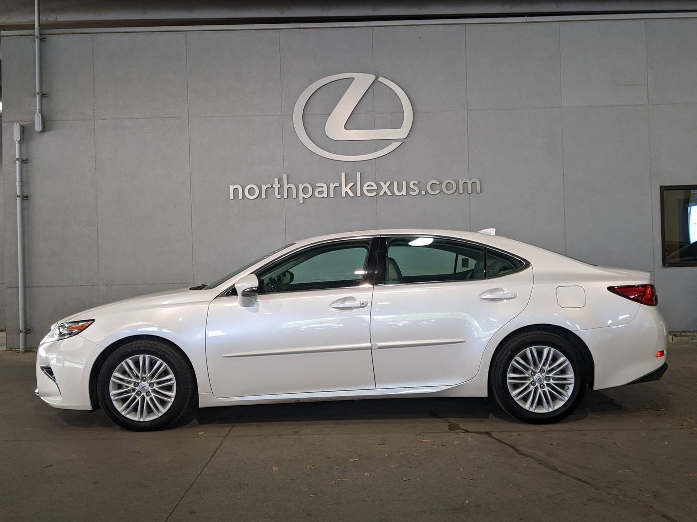 2017 Lexus ES ES 350 — Sedan — 54,768 mi — San Antonio, TX