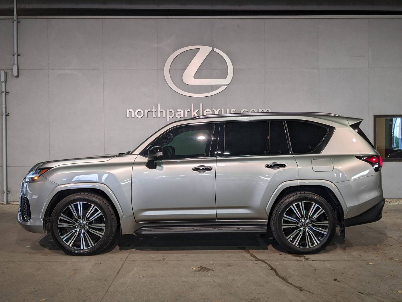 2024 Lexus LX LX 600 Luxury — SUV — 3,432 mi — San Antonio, TX